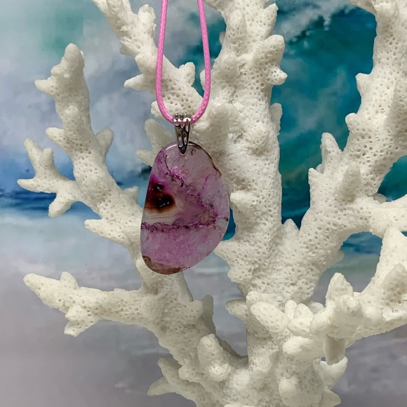 Pink Druzy Geode Agate Slice Pendant Necklace on Waxed Cotton Cord Handmade - Picture 4 of 14